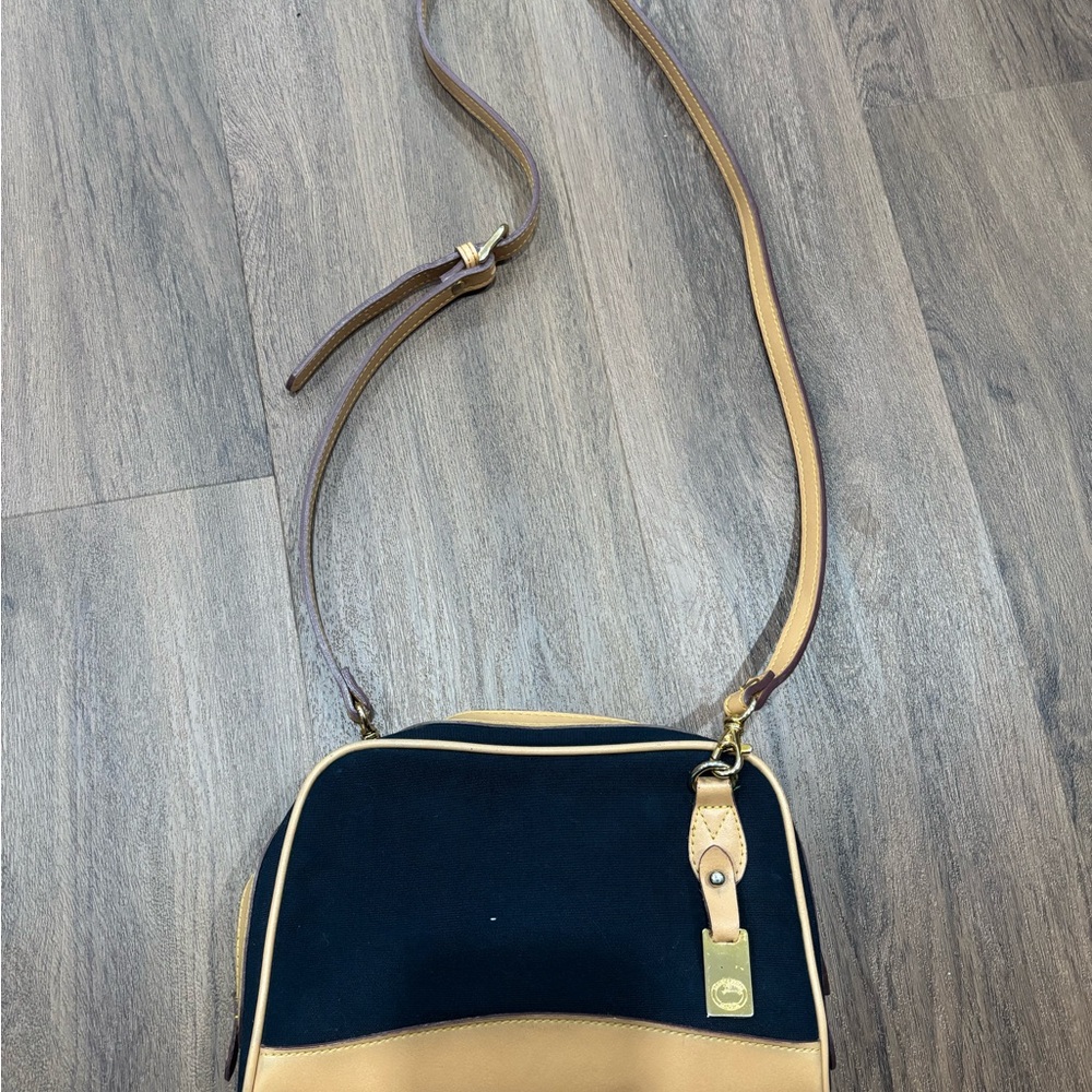 Dooney & Bourke crossbody bag